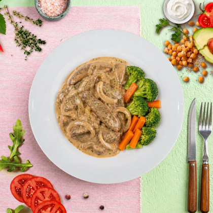 Печень говяжья по-строгановски с овощами ЕМ Диета