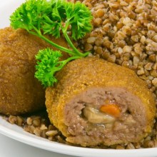 обед Зразы мясные, фаршированные грибами с гречневой кашей меню диета TheNorm